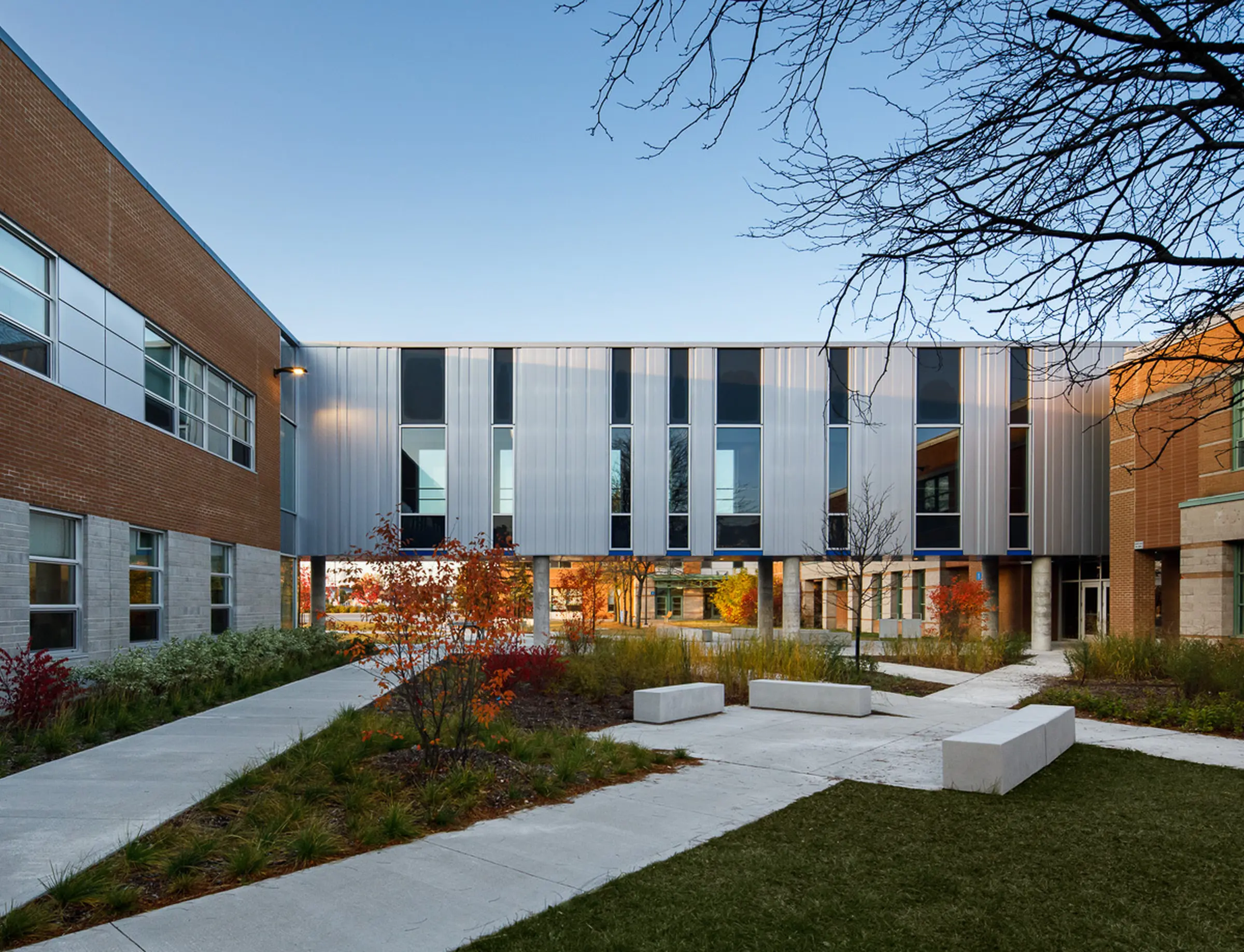 École secondaire le Carrefour