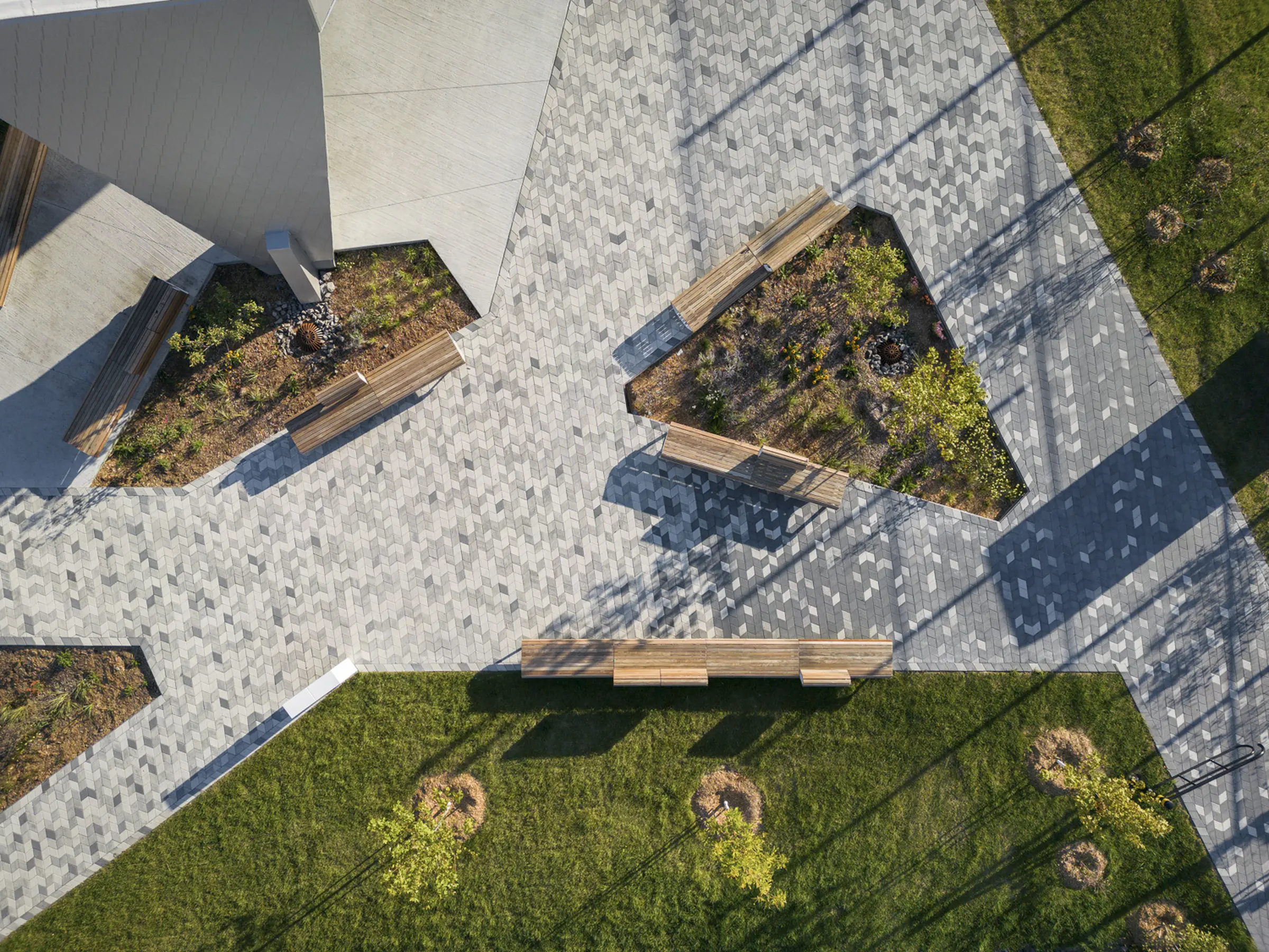 Vue aérienne des chemins pavés et leurs détails