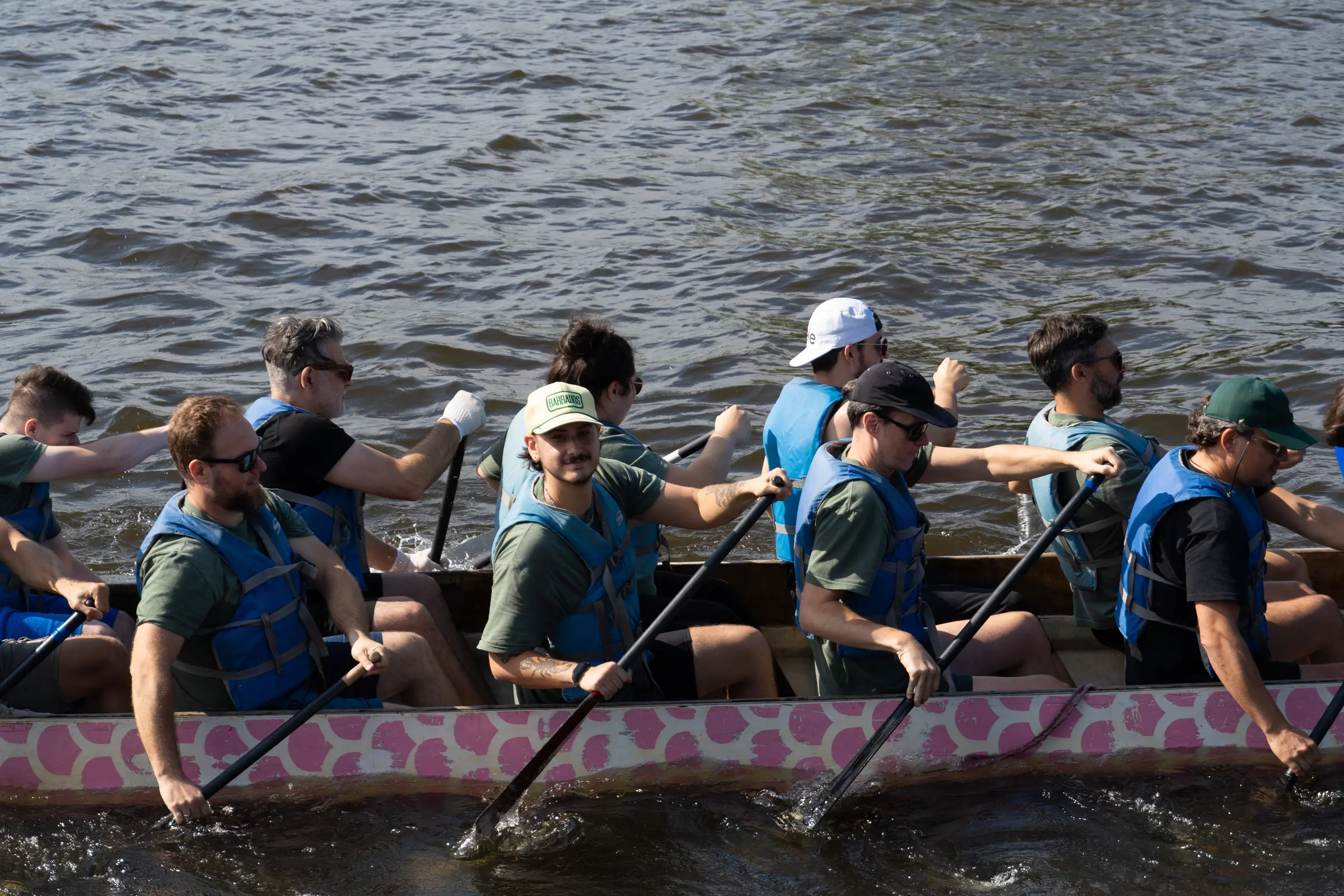 Projet Paysage team on board the dragon boat