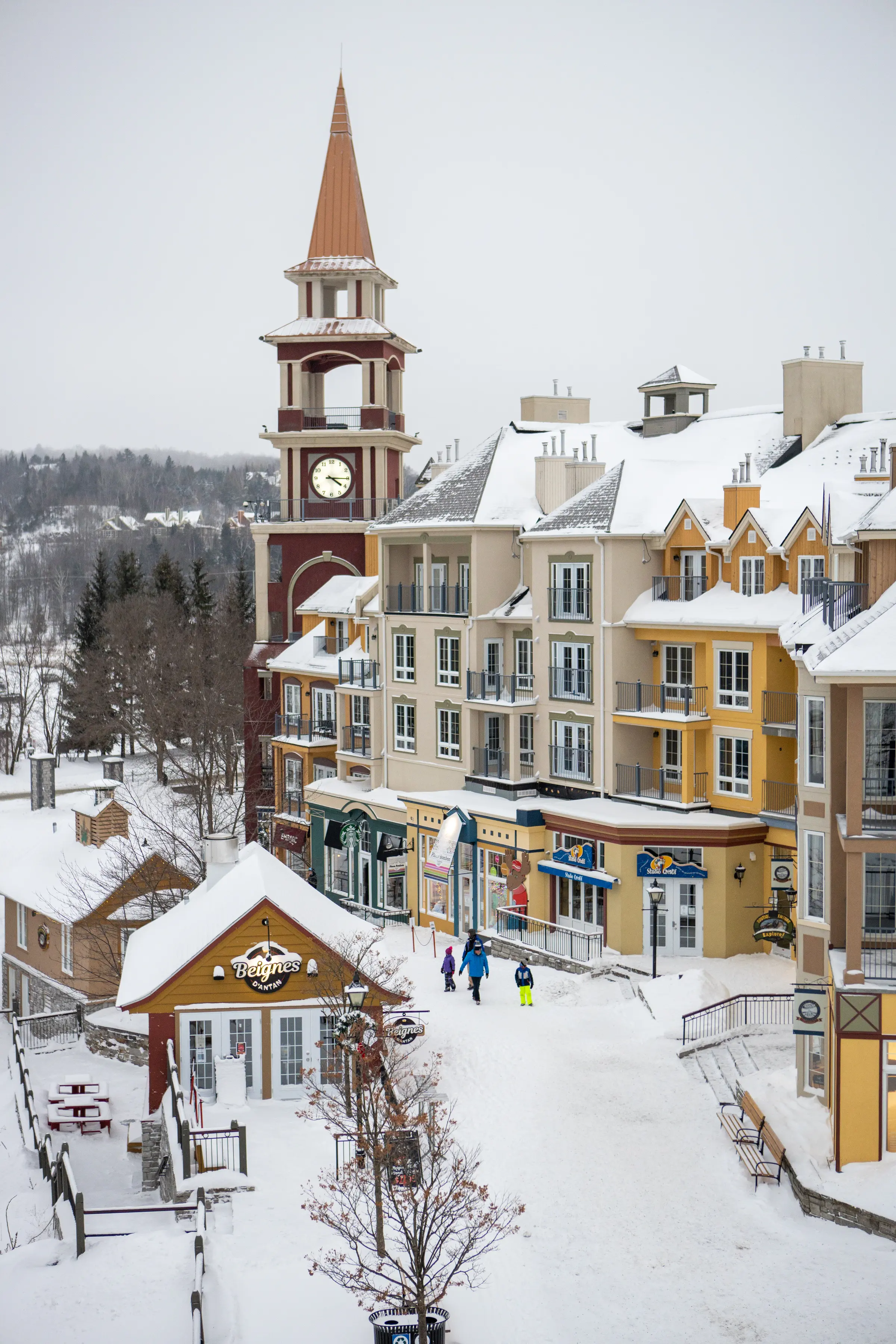 Mont-Tremblant winter scene