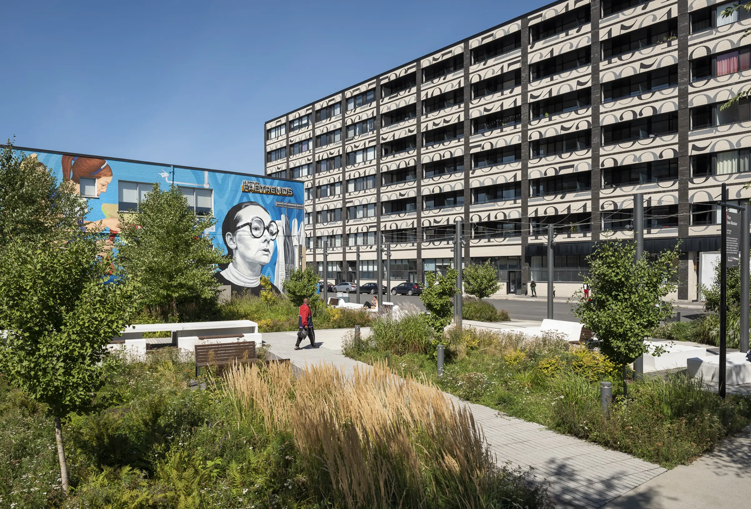 Place Iona-Monahan in the heart of Montréal’s fashion district